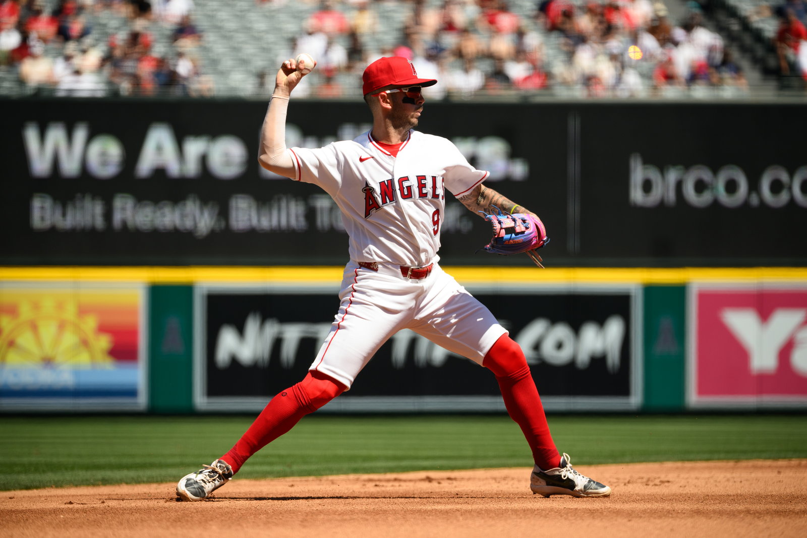 Hydration for the Long Game: Pocari Sweat × Angels